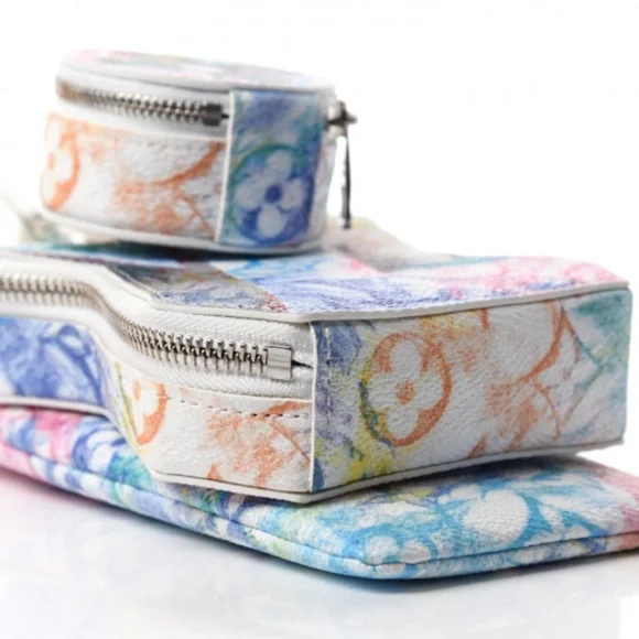 Louis Vuitton Monogram Pastel Colors LV Block - Picture 6 of 11